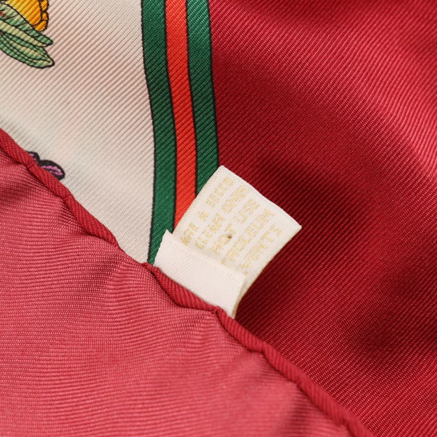 Gucci "Dahlia" Scarf 90 in Silk Twill