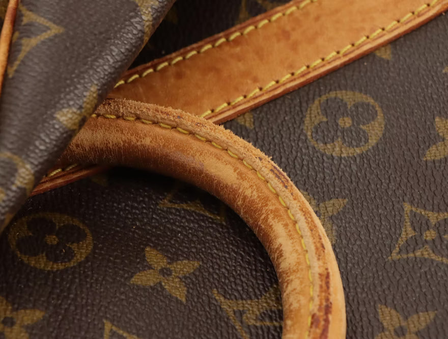 Louis Vuitton Keepall 55 Bandoulière in Monogram Canvas and Vachetta Leather